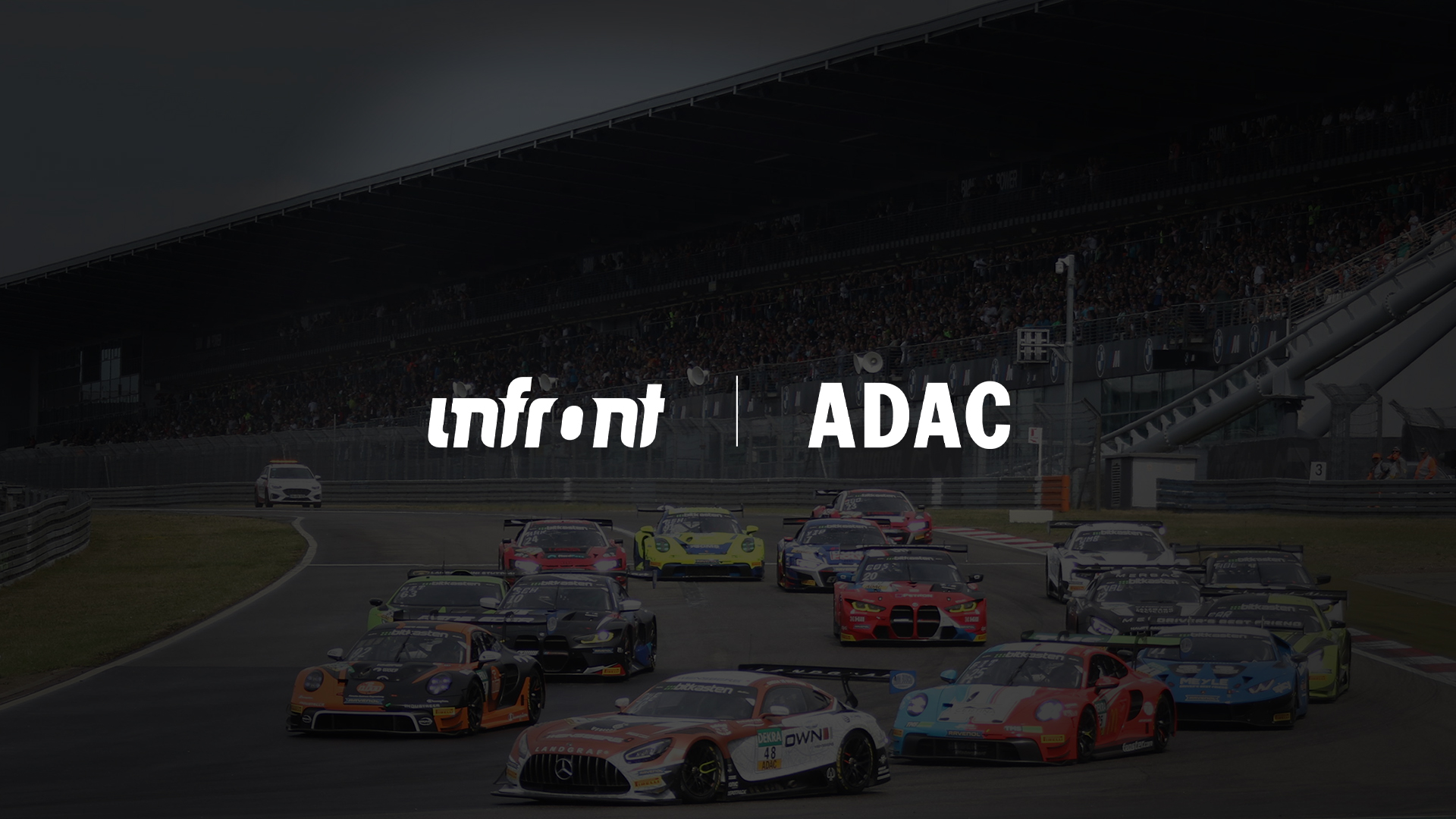 Spacing Infront und ADAC vor dem Hintergrund eines DTM Fahrzeuges